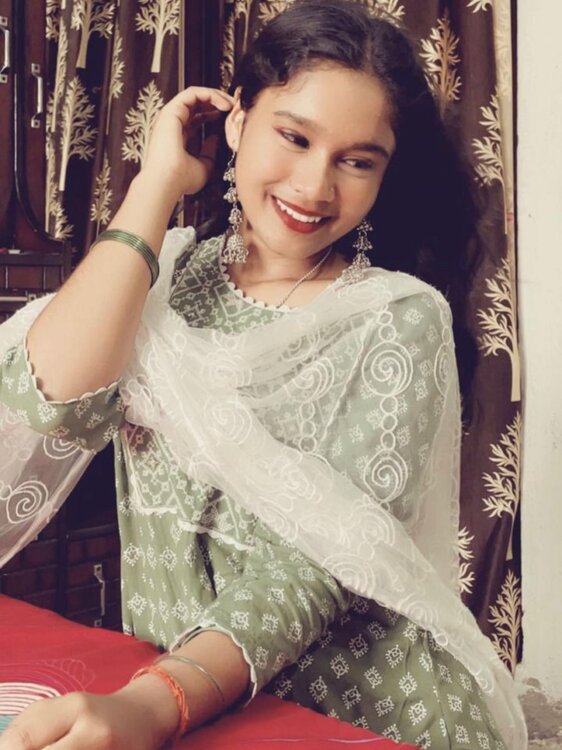 📖किताबें बहुत सी❣️...#photoinsta #hindisong #loveyourself #fypシ #foryou ..Follow for more-- @bi (2).jpg